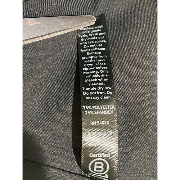 Allyson Felix Athleta 2XBlack Performance Shorts With Pockets&Reflective Stripes - Picture 14 of 16